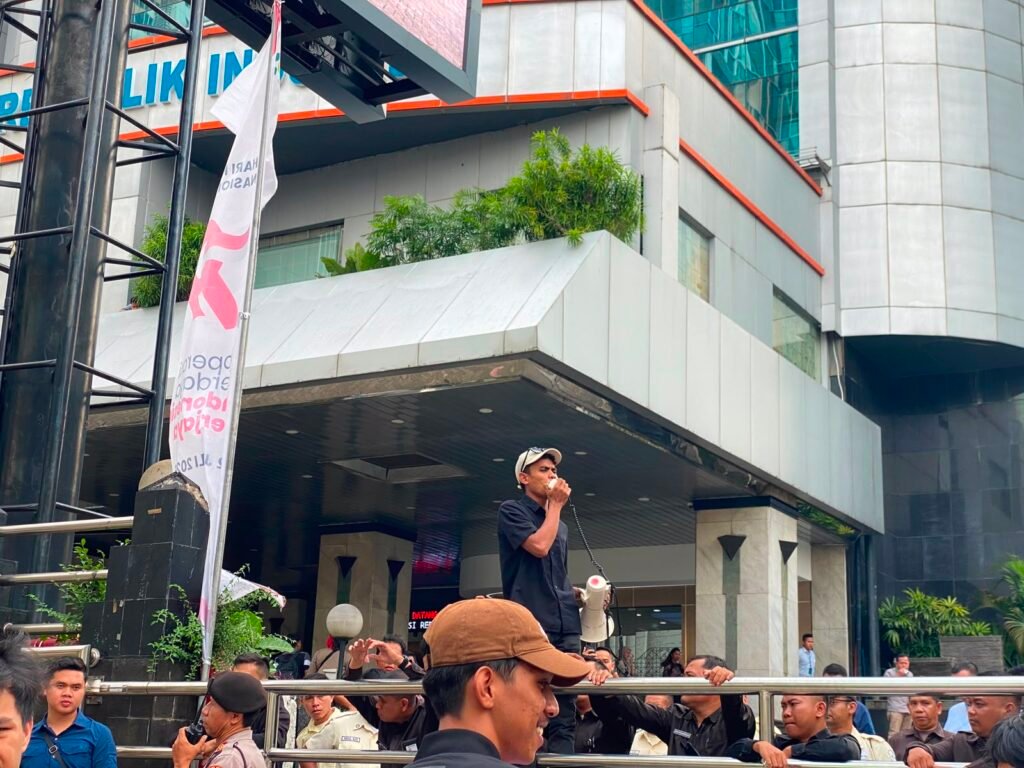 Korupsi LPDB KUMKM menjadi sorotan dalam aksi Forum Demokrasi Rakyat di depan KPK dan Kementerian Koperasi